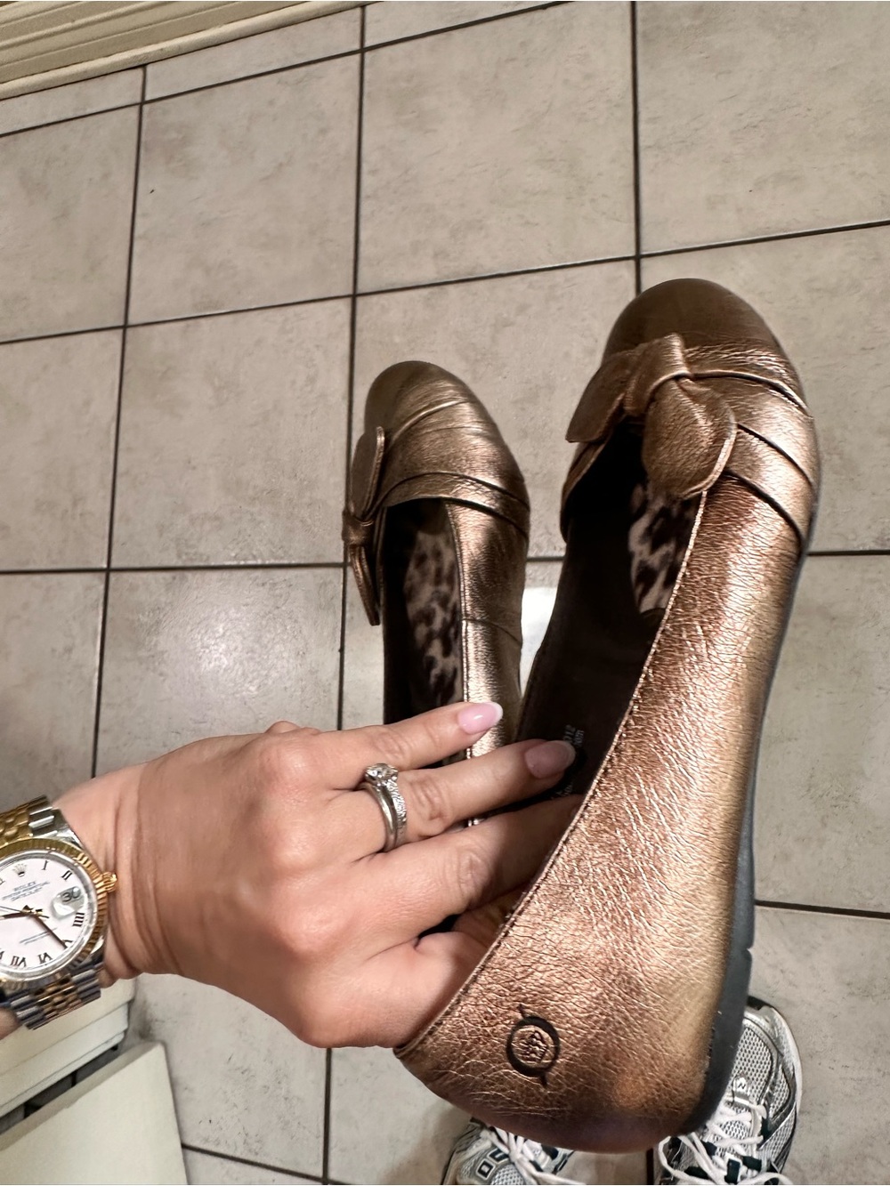 Born Metallic Gold Knot Ballet Flats - Women's Leather Size 7 Comfort Shoes - Picture 12 of 12